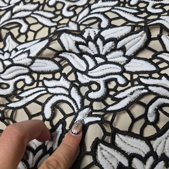 Alice + Olivia Embroidered Black & White Short Sleeve Top - Picture 9 of 9